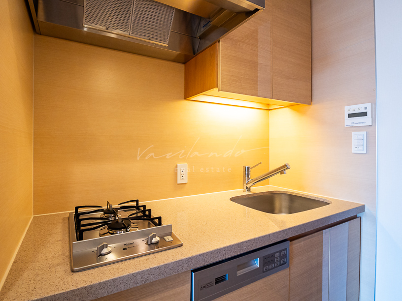 1425 40C 1R 41.23-180462