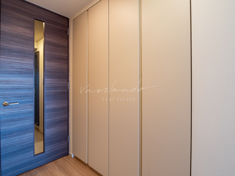 1425 40C 1R 41.23-180464